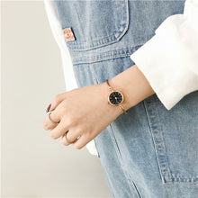 Load image into Gallery viewer, Roma numéro rétro femmes Bracelet montres 2019 Ulzzang marque de luxe de mode petites dames montre Simple femme Quartz montres